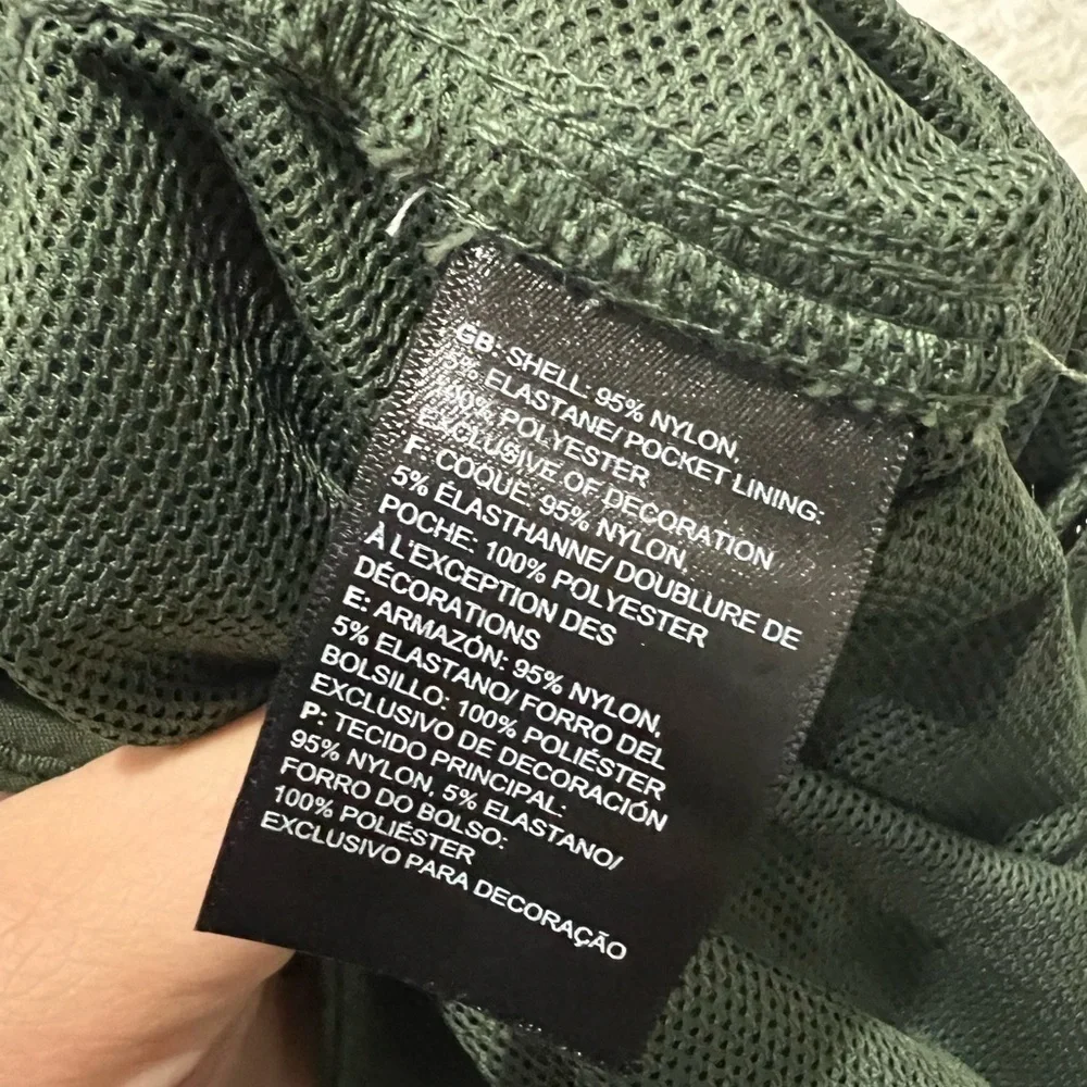 The North Face Men’s Convertible Pants - size 26
